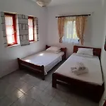 Pyrgos Holiday home *
