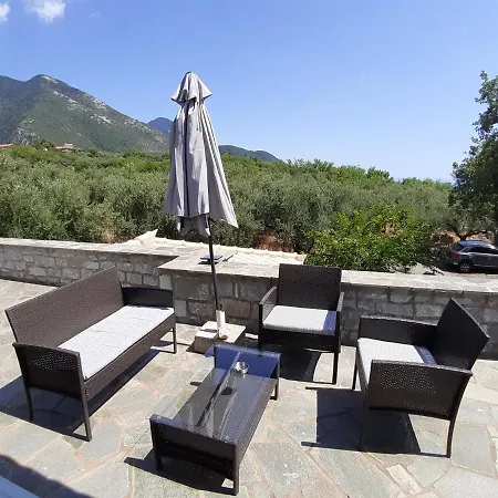 Pyrgos Ferienhaus Tseria